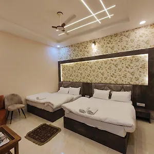 Hotel Mangal Murti
